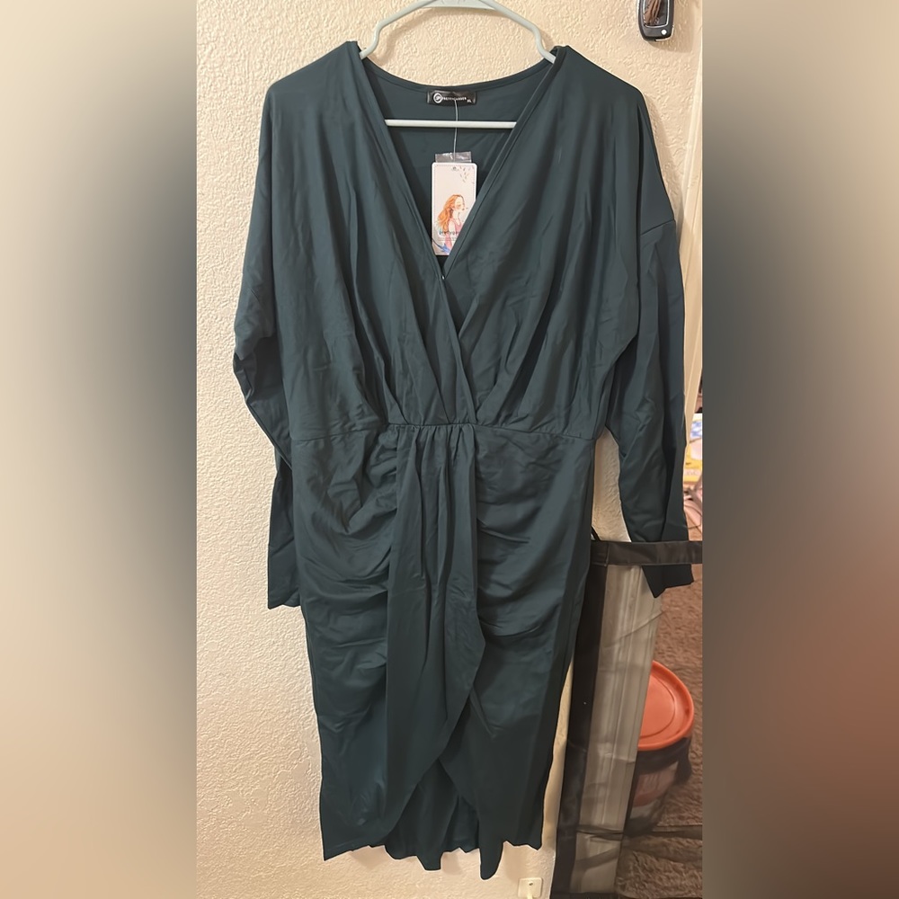 Women’s Runched Wrapped Body Con Dress